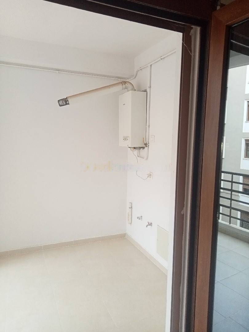 Vente Appartement F4 El Achour