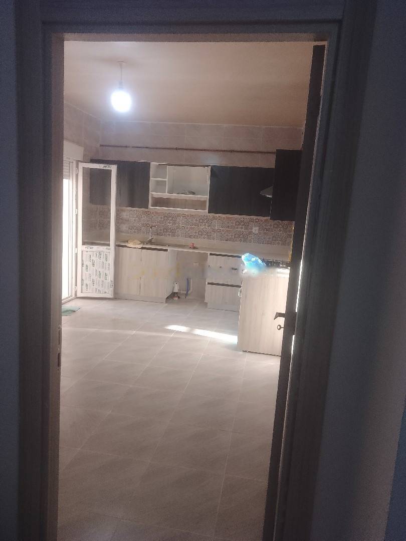 Location Appartement F5 Kouba