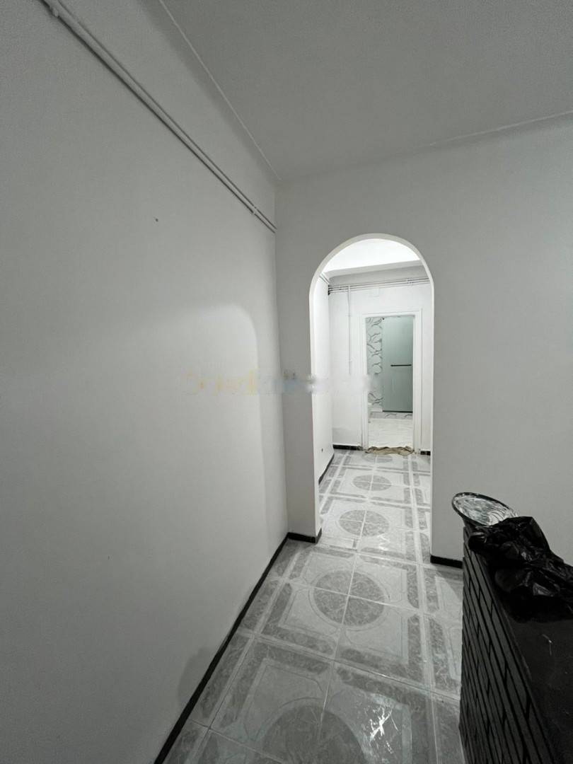 Location Appartement F2 El Achour