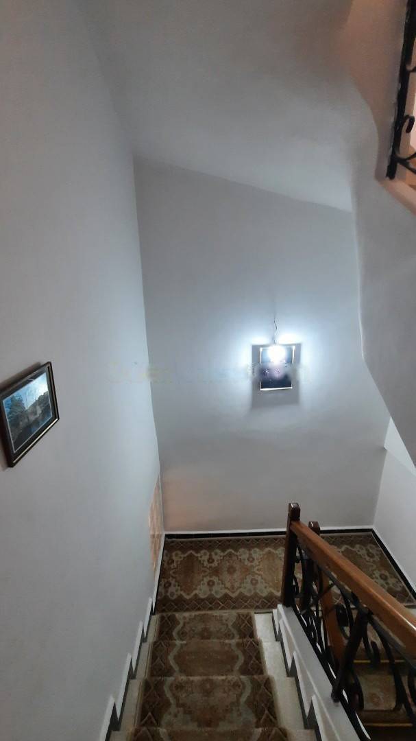 Location Villa Reghaia