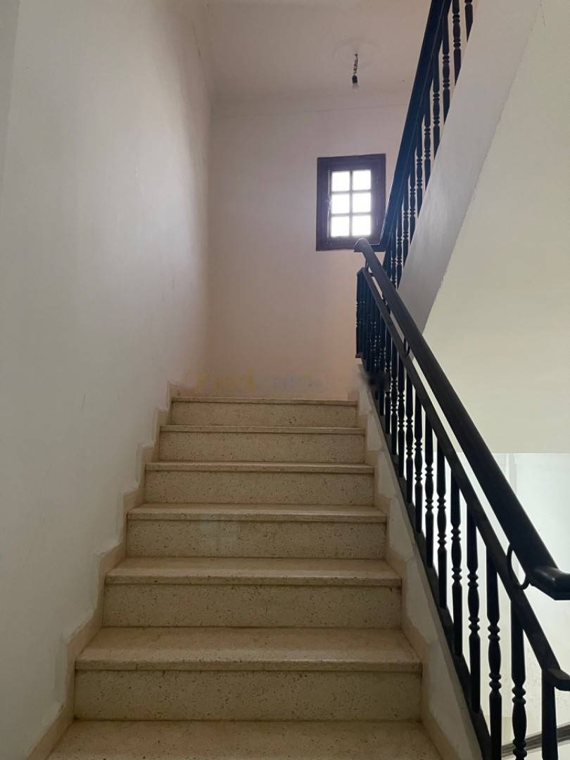 Vente Villa F8 Saoula