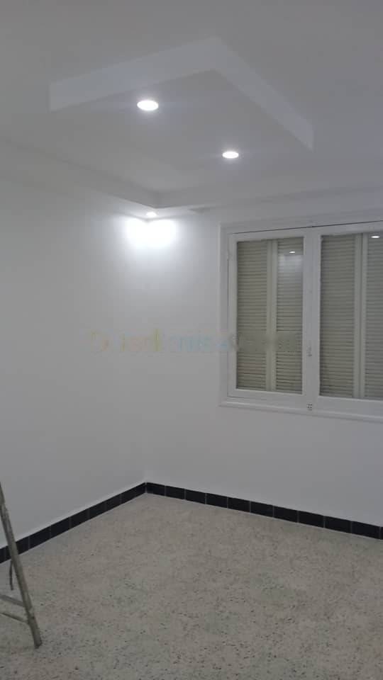 Location Appartement F5 Kouba