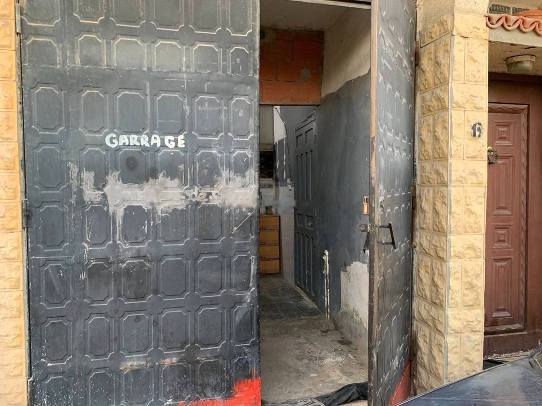 Vente local f8 el harrach 8