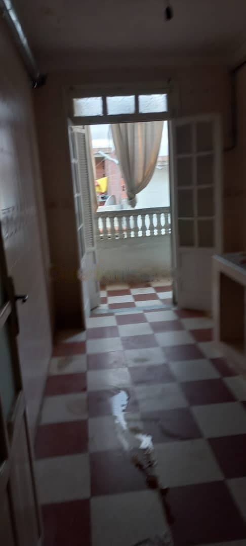 Location Niveau de villa F4 Oued Smar