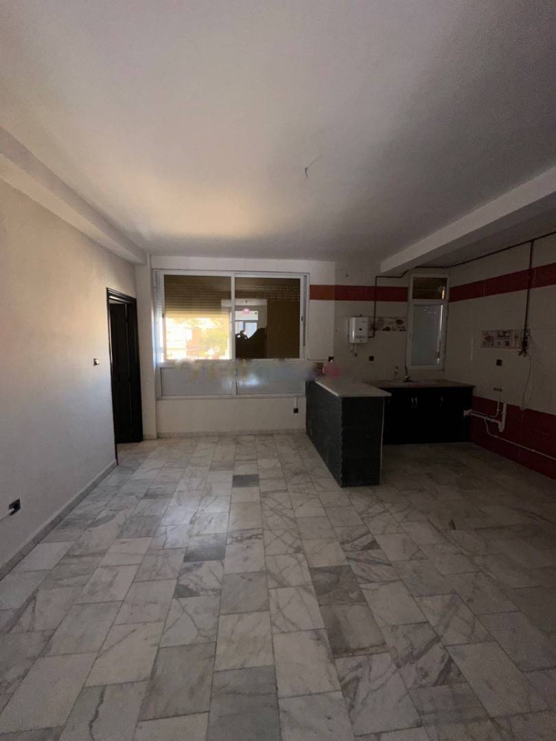 Location Appartement F4 Kouba