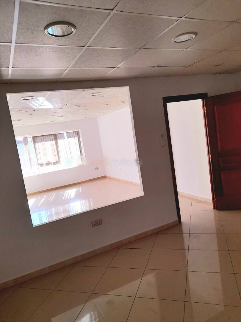Location Local F2 Baba Hassen