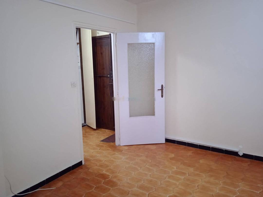 Location Appartement F3 Bab Ezzouar