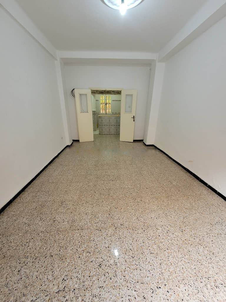 Location Appartement F3 Djasr Kasentina