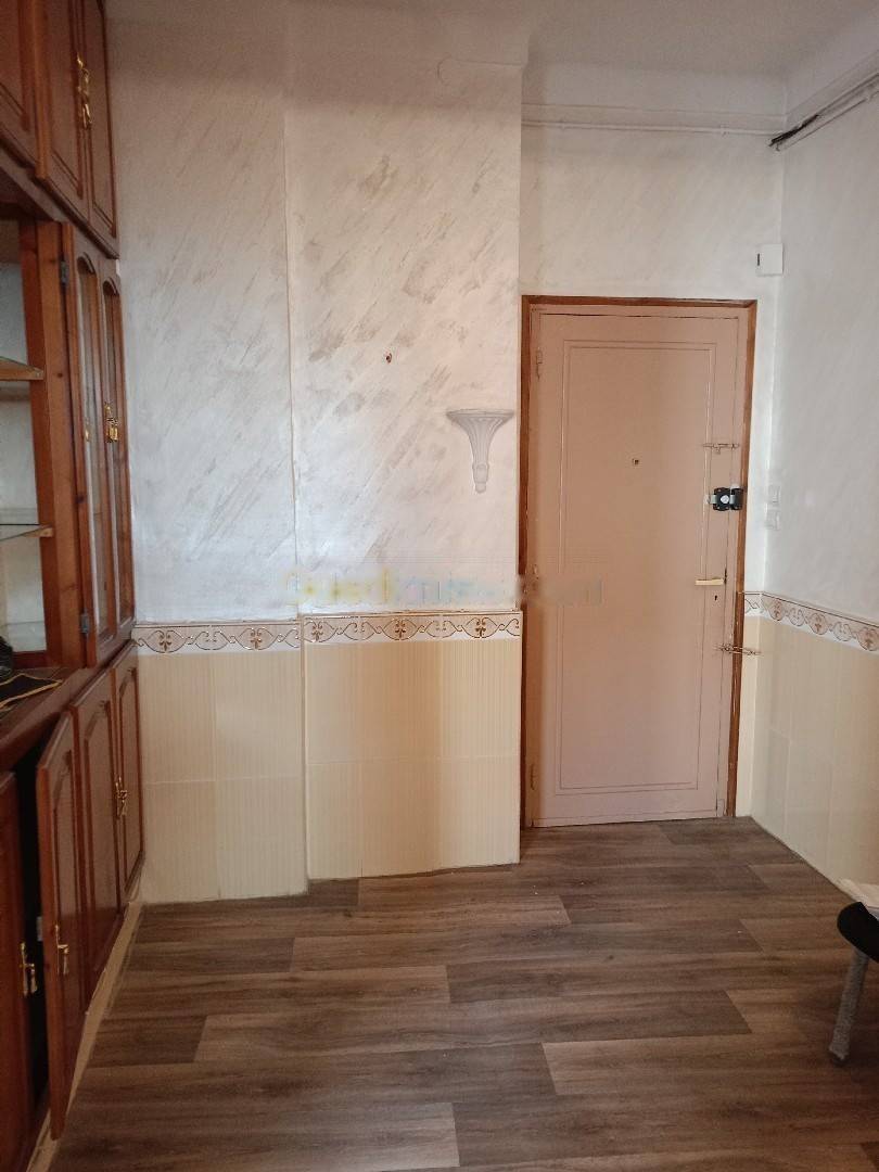 Location Appartement F02 Kouba