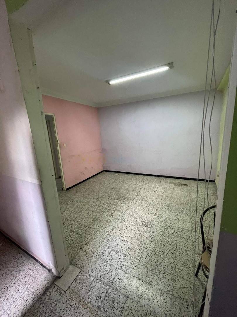 Location Local F5 Kouba