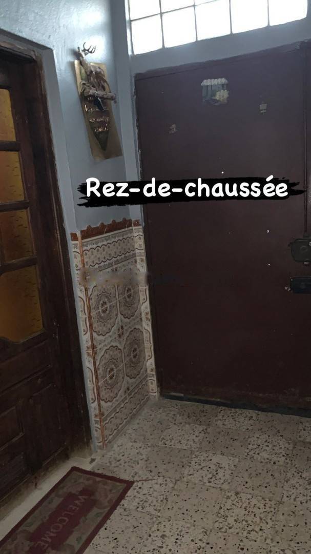 Vente local f8 el harrach 4