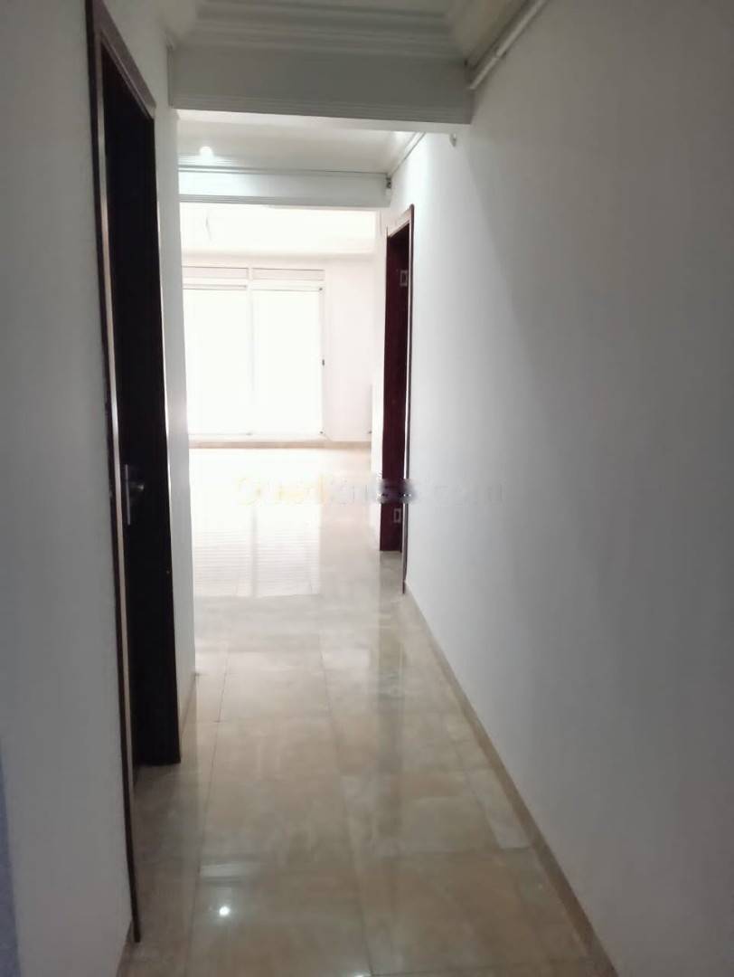 Location Appartement F5 Bir Mourad Rais