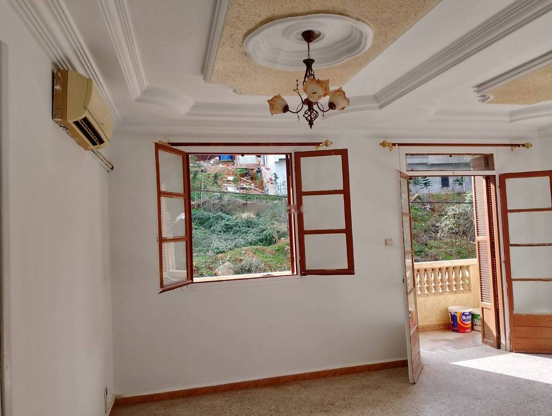 Location Niveau de villa F4 El Achour