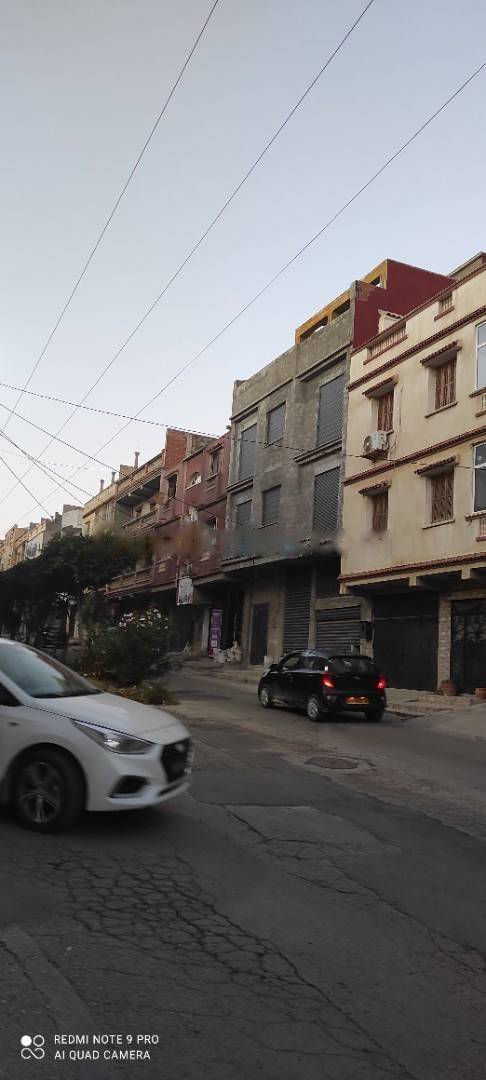 Location Local F3 Bordj El Bahri