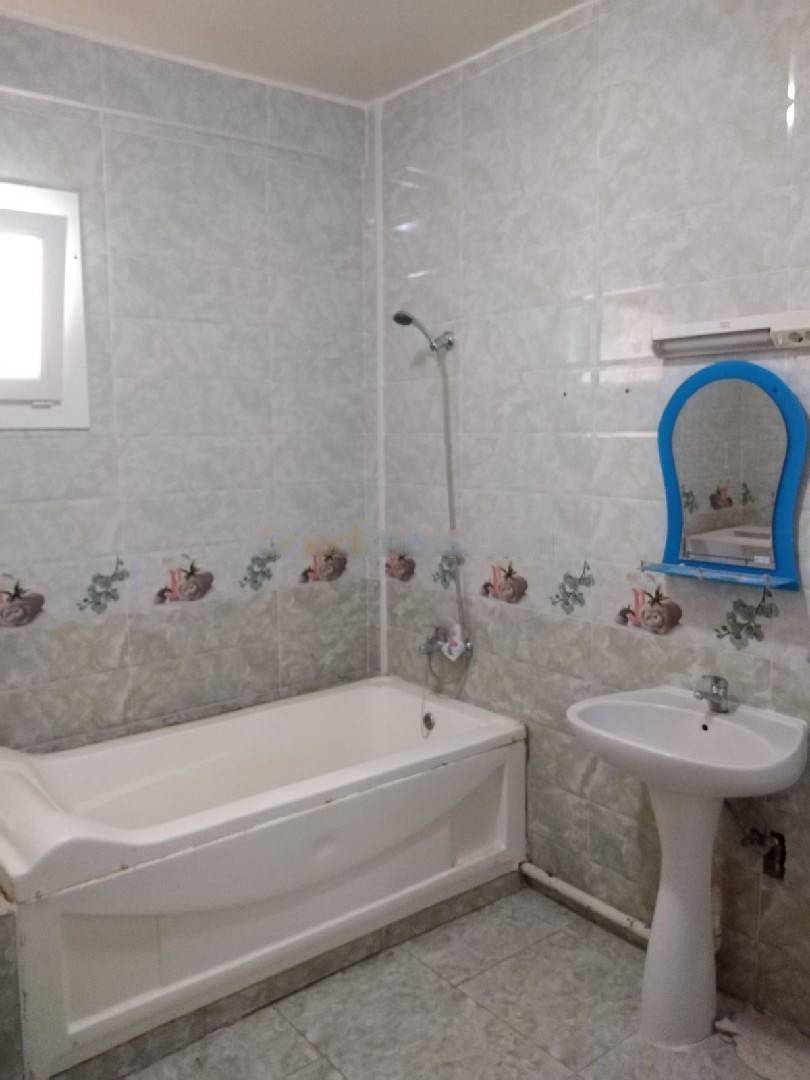 Location Appartement F5 Reghaia