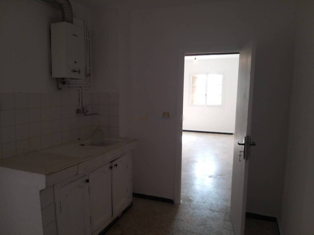 Location Appartement F3 Dar El Beida