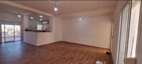 Location Appartement F5 El Achour