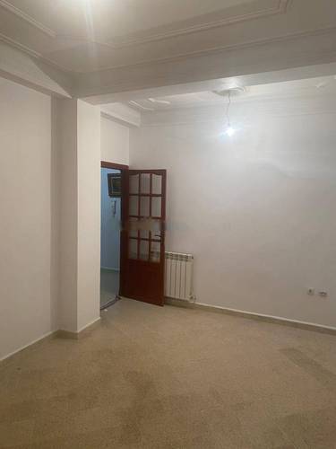 Location Niveau de villa F4 Djasr Kasentina