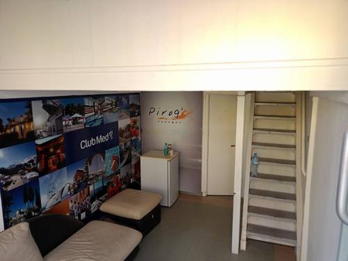 Location Local F2 Hydra