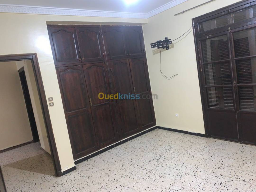 Location Niveau de villa F3 H'raoua