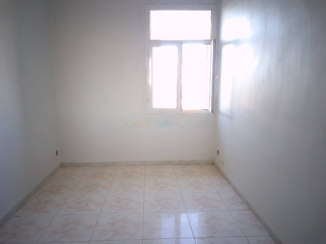 Location Appartement F3 El Biar