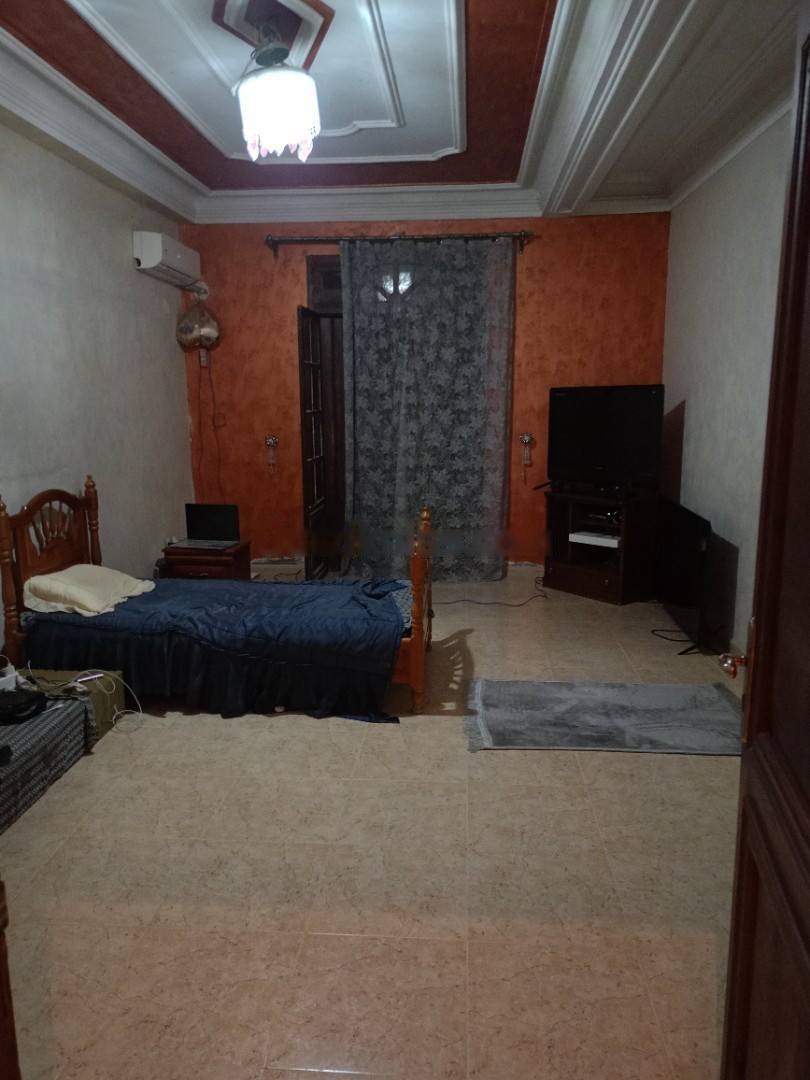 Vente Niveau de villa F5 Hussein Dey