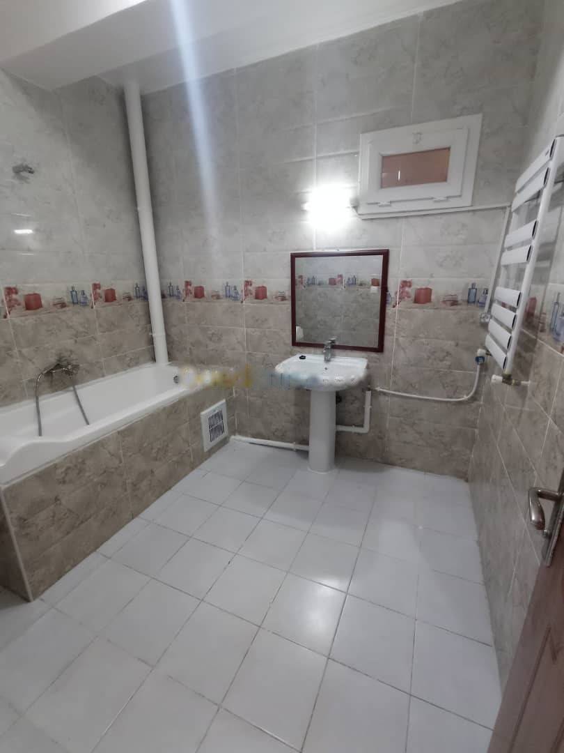 Location Appartement F5 Bordj El Kiffan