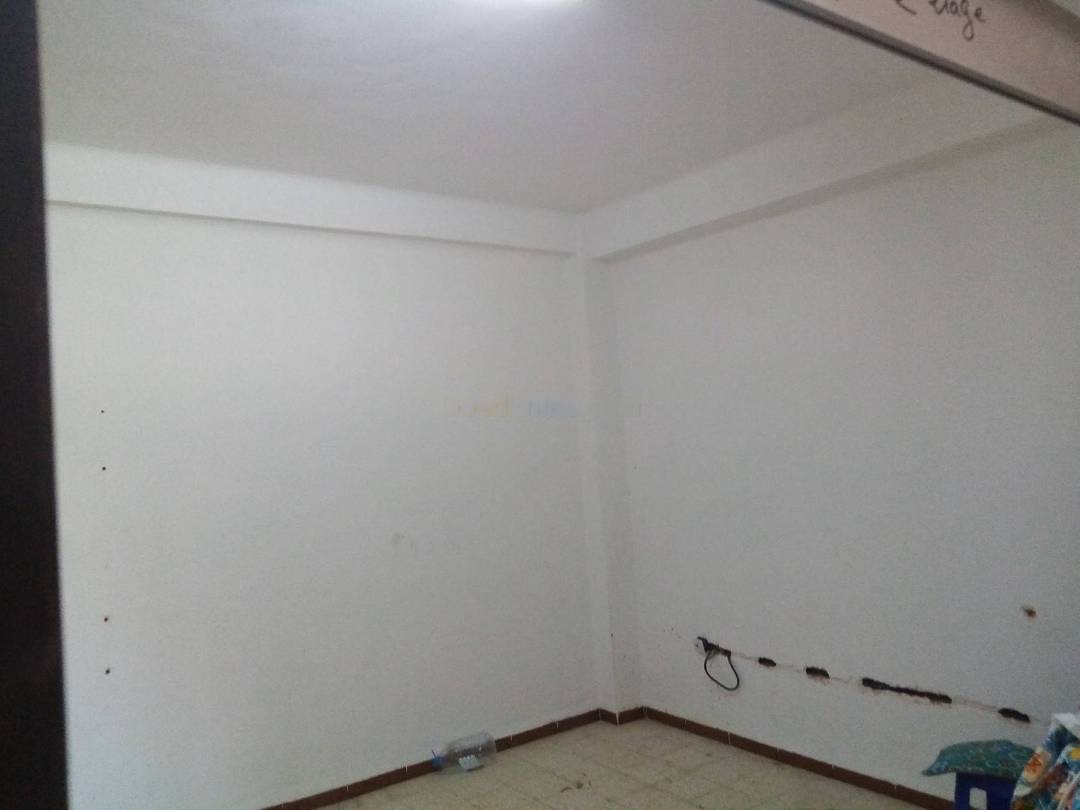 Location Local F1 Draria
