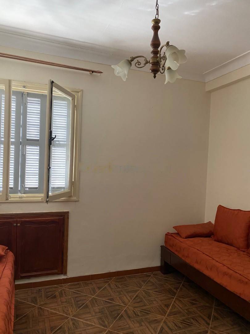 Location Appartement F3 Birkhadem