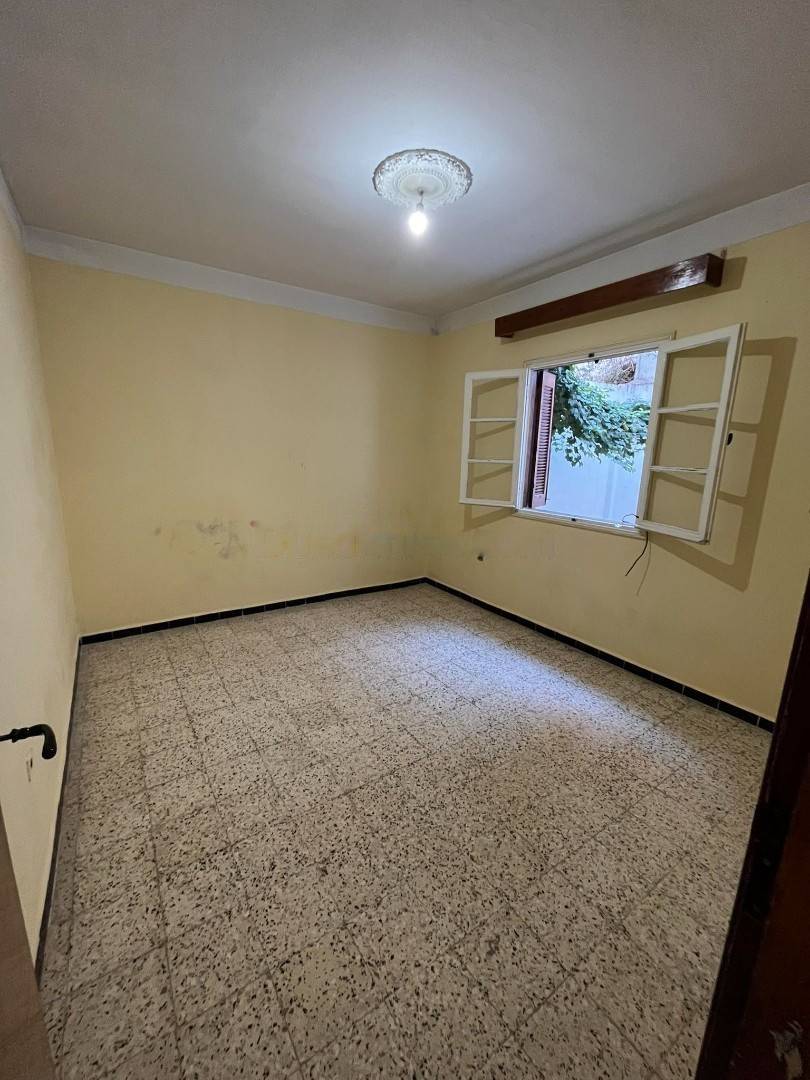 Location Niveau de villa F2 Dely Ibrahim
