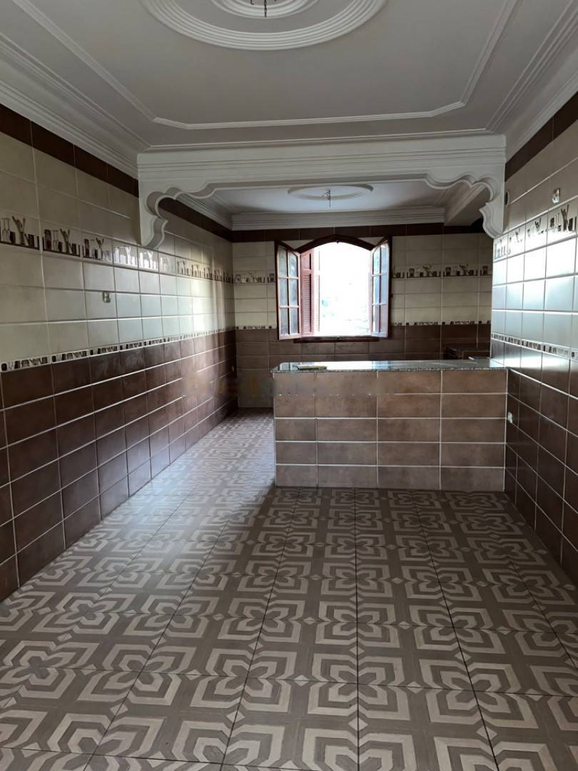Location niveau de villa f4 saoula 16