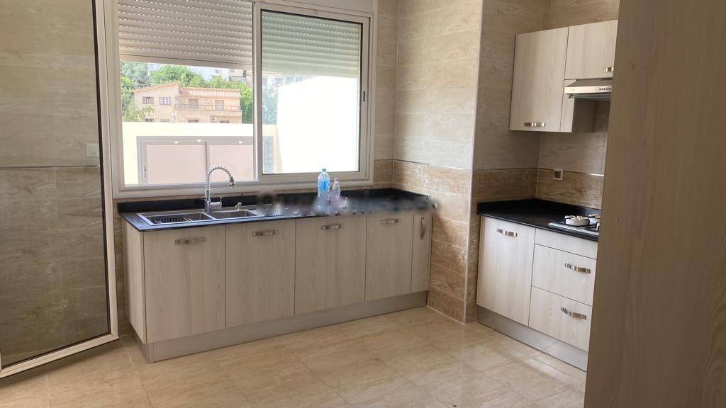 Location Appartement F5 Hydra