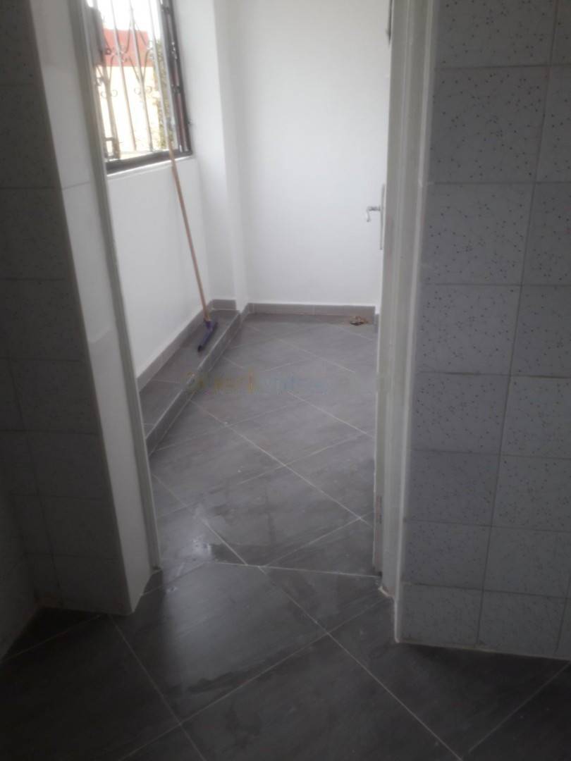 Location Appartement F4 Rouiba