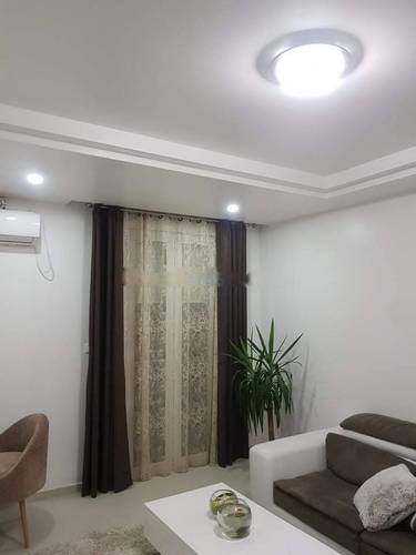 Location Appartement F4 Djasr Kasentina