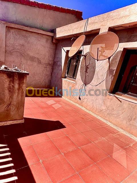 Vente Villa F9 Bordj El Bahri