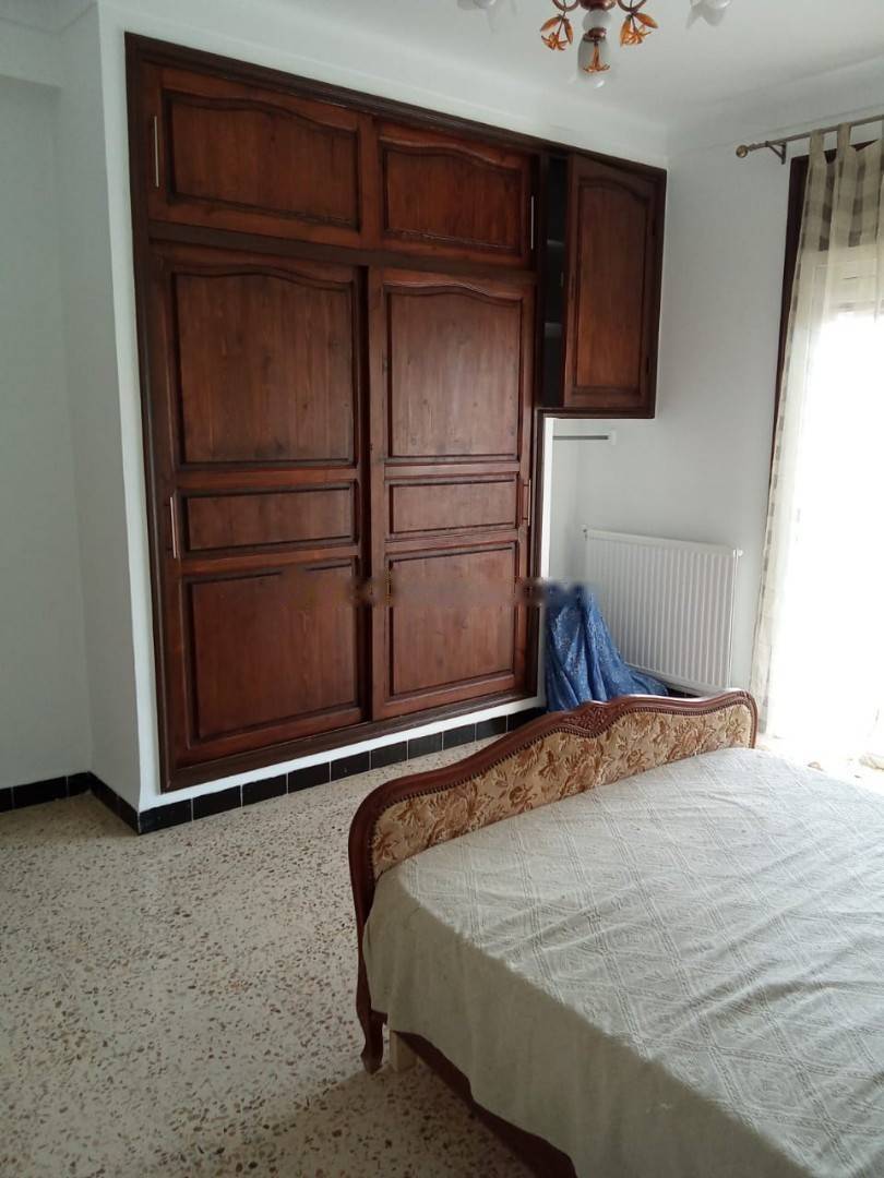 Location Niveau de villa F4 Bir Mourad Rais