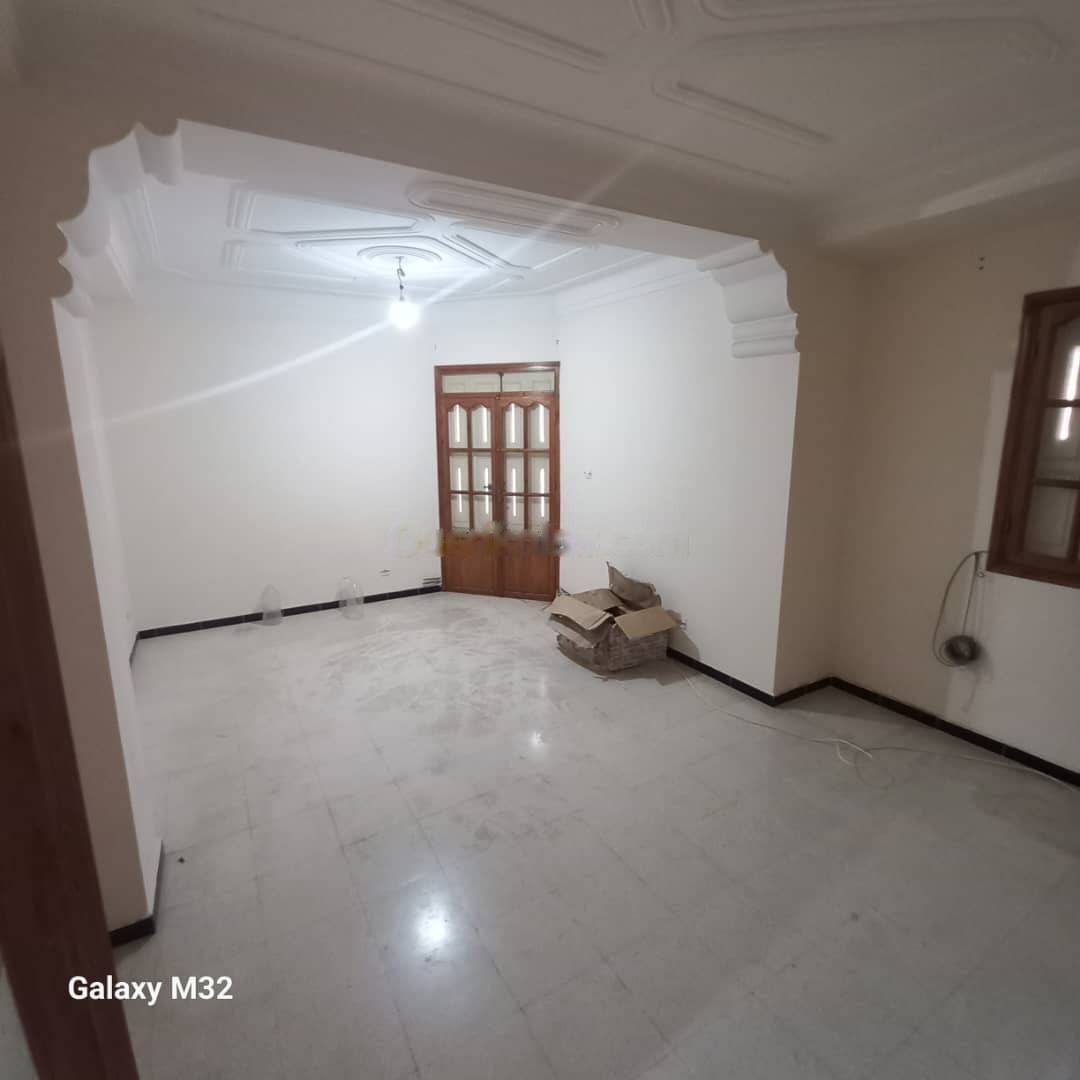 Location Niveau de villa F4 Bordj El Bahri