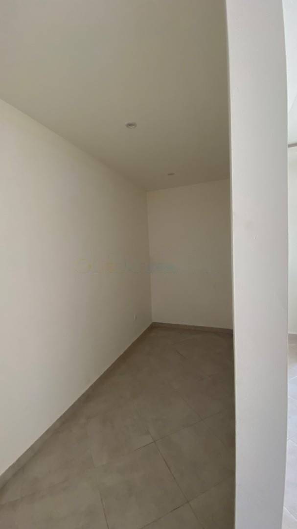 Location Appartement F4 Souidania