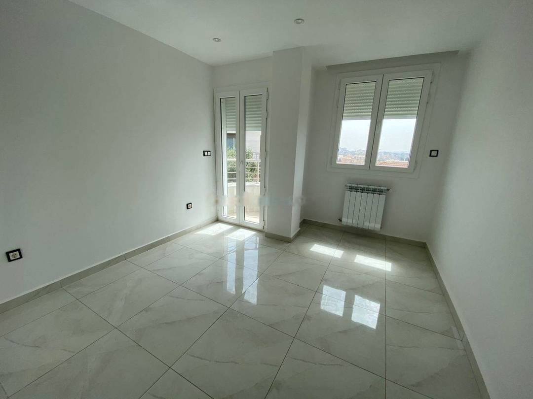 Vente Appartement F4 El Mouradia