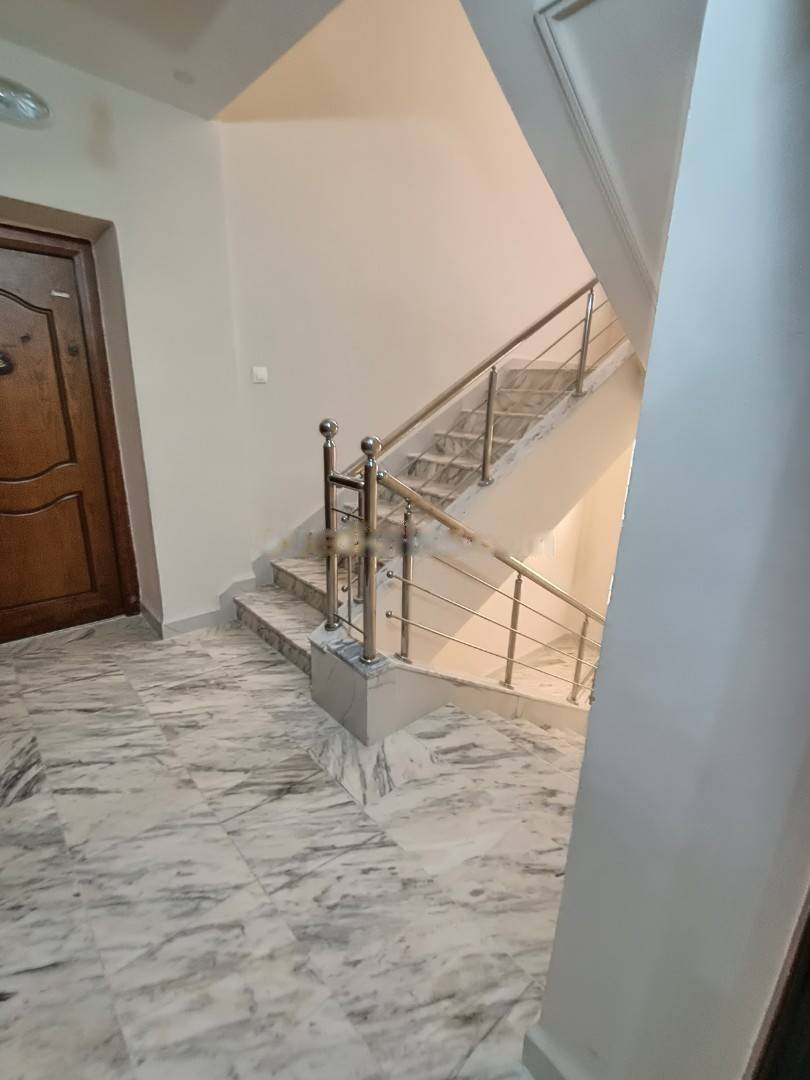 Location Appartement F4 Bir Mourad Rais