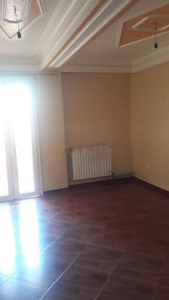 Location Appartement F3 Birkhadem