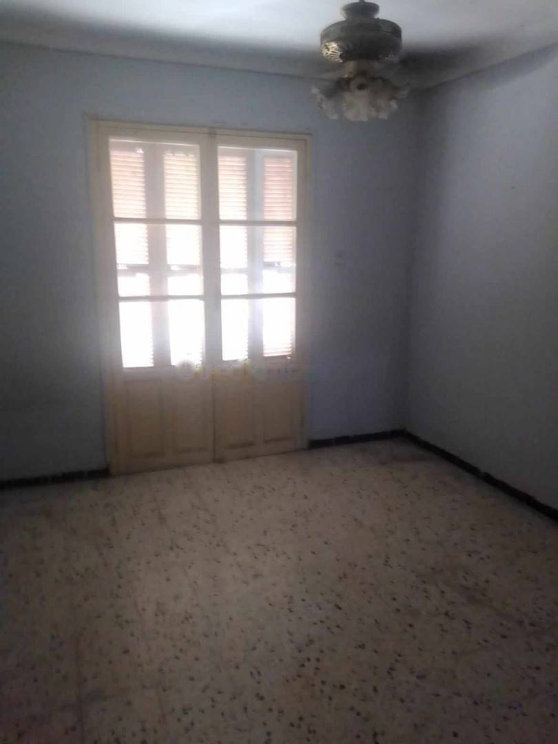 Location Appartement F5 Bab Ezzouar