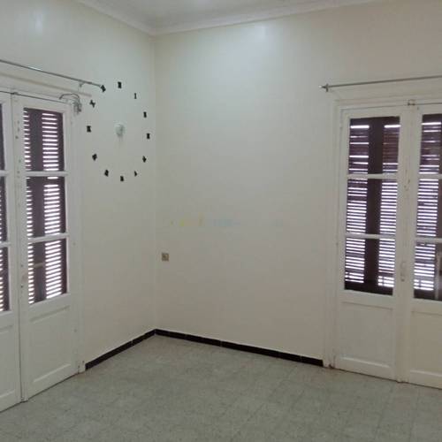 Location Niveau de villa F3 Kouba