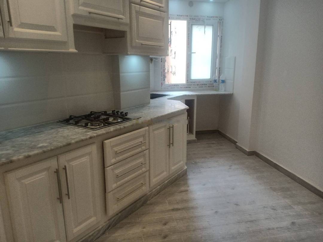 Location Appartement F3 Djasr Kasentina