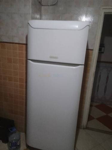 Location Appartement F3 Djasr Kasentina