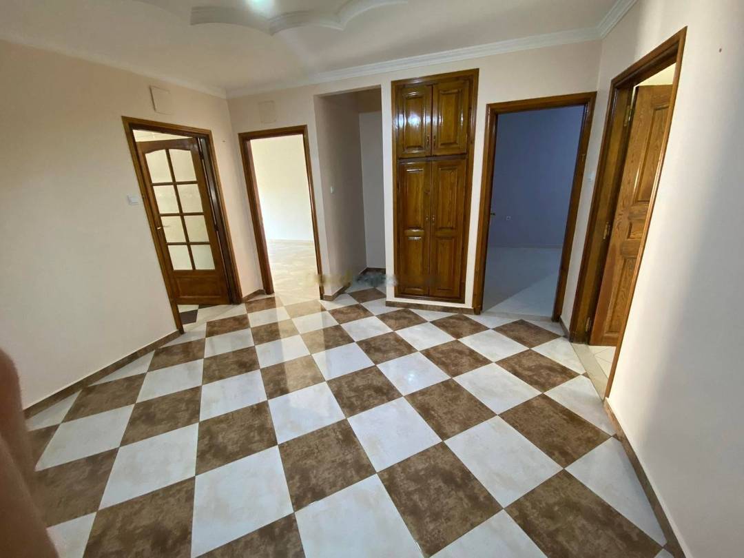 Location Appartement F3 Birkhadem