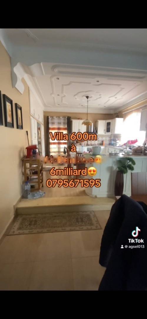 Vente Villa F8 Ain Benian