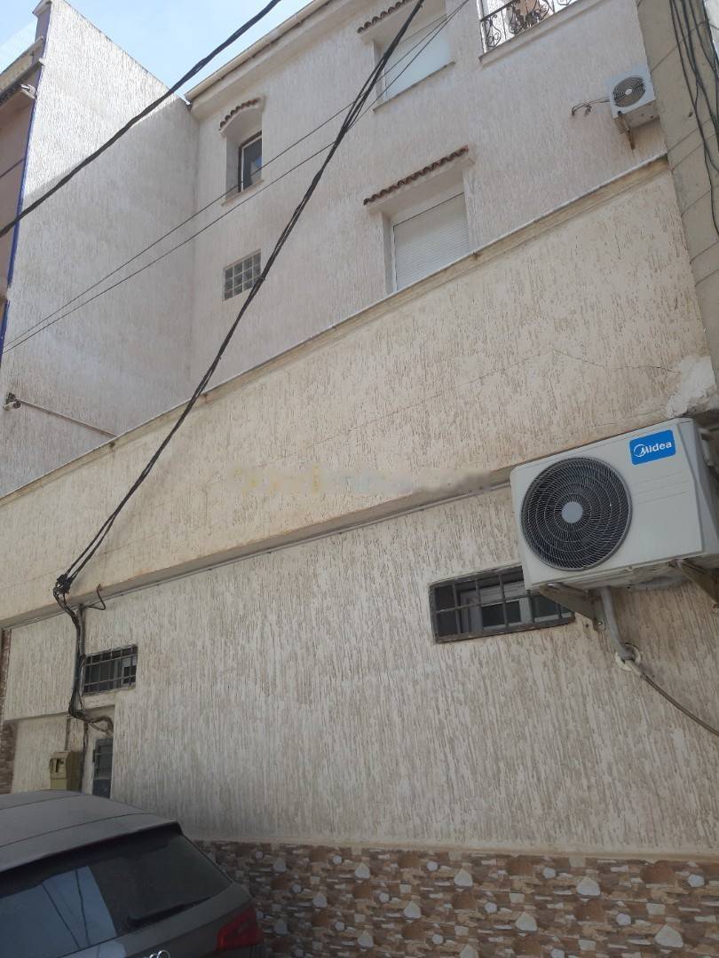 Location Appartement F6 Birkhadem