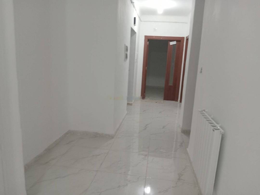 Location Appartement F4 Rahmania