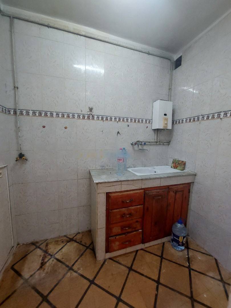 Location Appartement F3 Bab El Oued